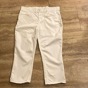 Copperflash Women’s Curvy  Mid-Rise Capri Size 14 White Waist 34 Casual
